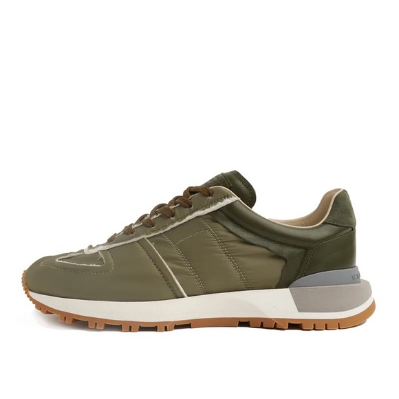 Maison Margiela 50-50 Sneakers in Olive - Picture 3 of 10